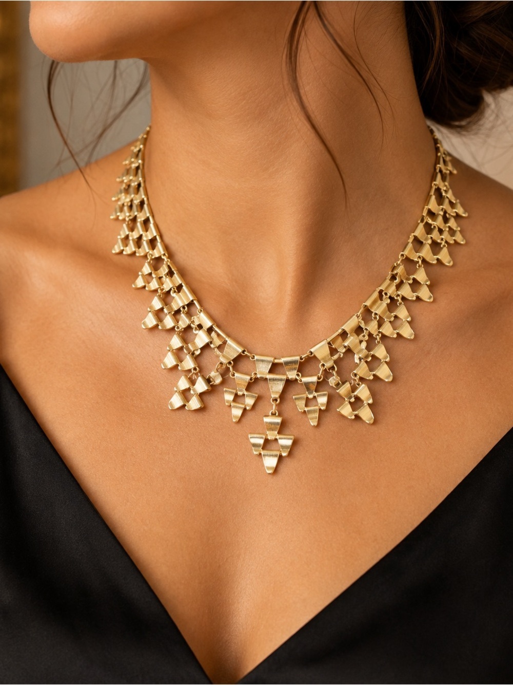 Vintage Gold Tone Geometric Fringe Necklace Triangle Link Statement 90s